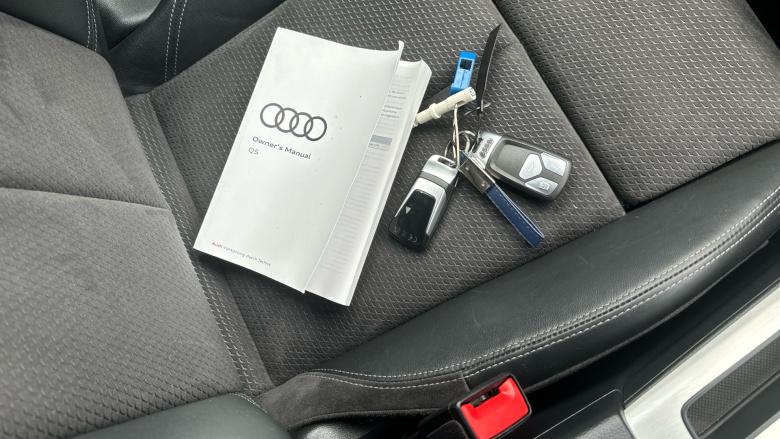 Audi Q5 40 TDI Quattro S Line 5dr S Tronic Diesel Estate